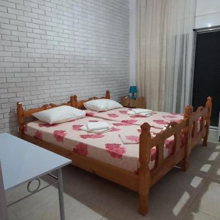 Velikis Apartments Toroni Bagian luar foto