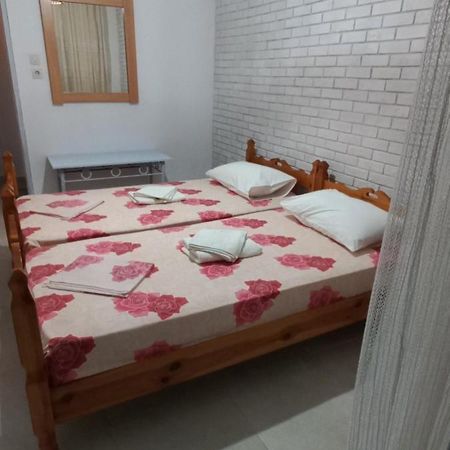 Velikis Apartments Toroni Bagian luar foto