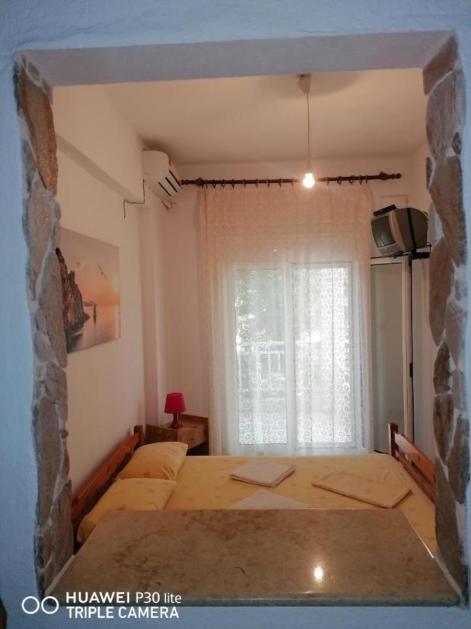 Velikis Apartments Toroni Bagian luar foto